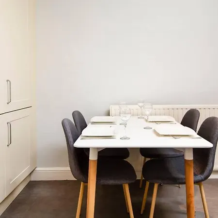 Clifton Spacious 3 Bed Apt & Parking - Simplycheckin Bristol Exterior photo