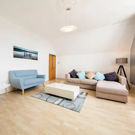 Clifton Spacious 3 Bed Apt & Parking - Simplycheckin Bristol Exterior photo