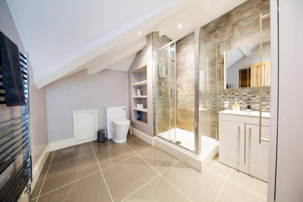 Clifton Spacious 3 Bed & Parking - Simplycheckin * Бристоль