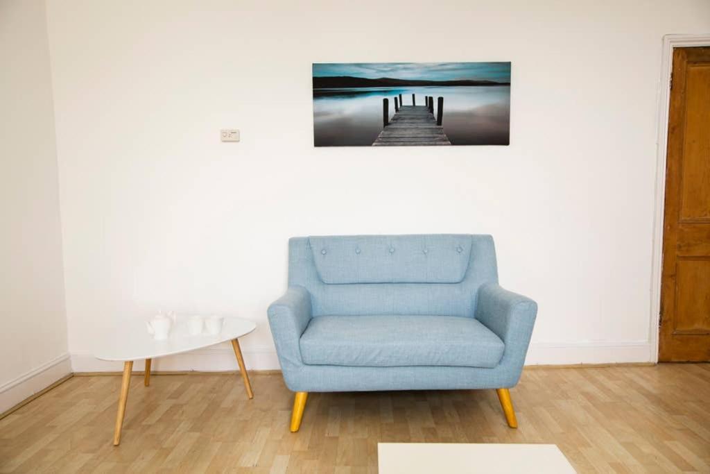Clifton Spacious 3 Bed & Parking - Simplycheckin